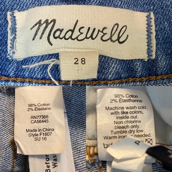Madewell High-Rise Denim Boyshorts Style F1607 Raw Hem Size 28 - Picture 8 of 8
